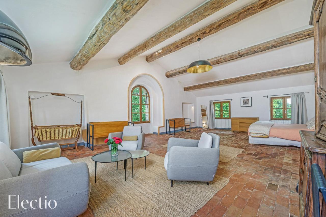 Hotel Parenthèse en Luberon à Rustrel Extérieur photo