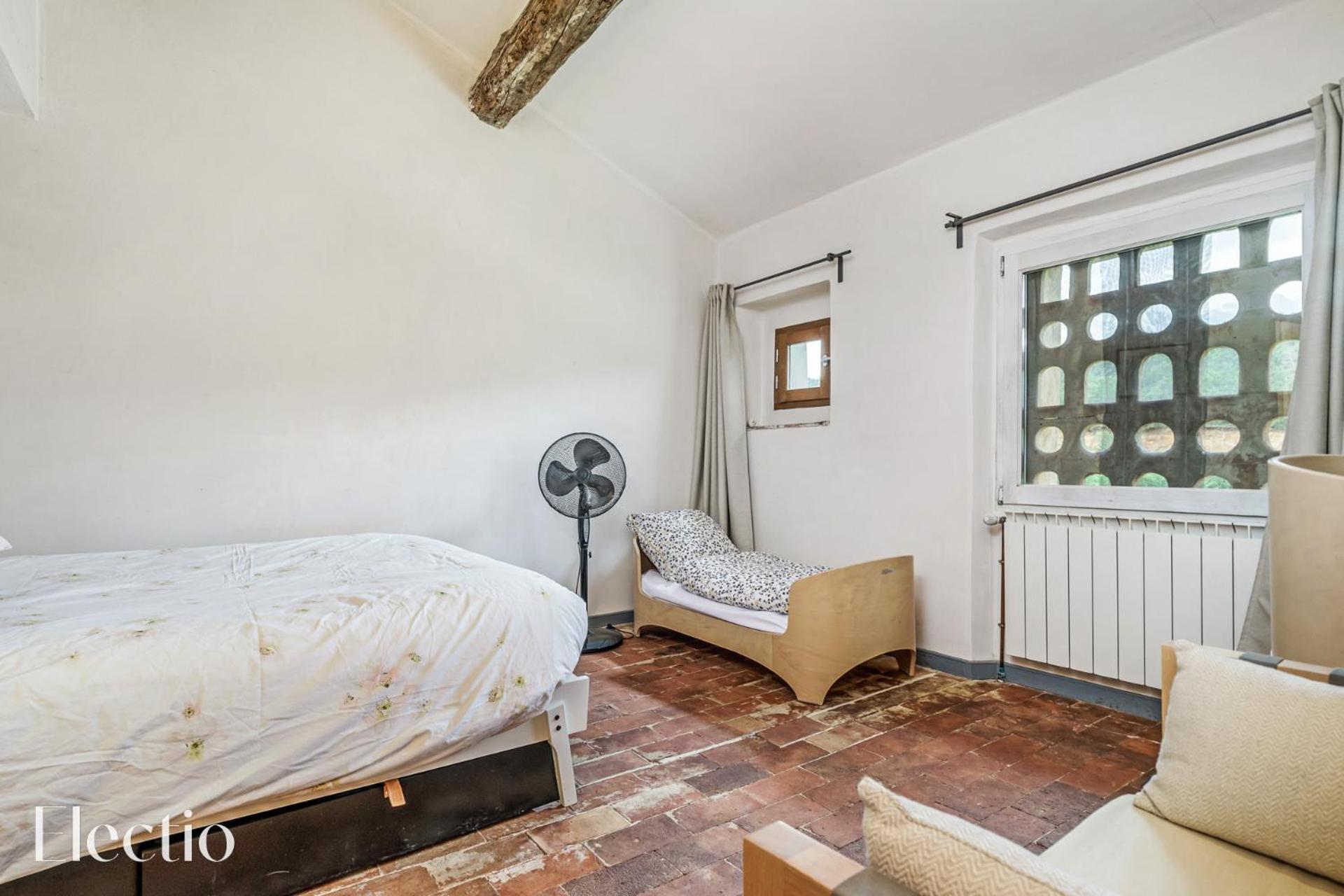 Hotel Parenthèse en Luberon à Rustrel Extérieur photo